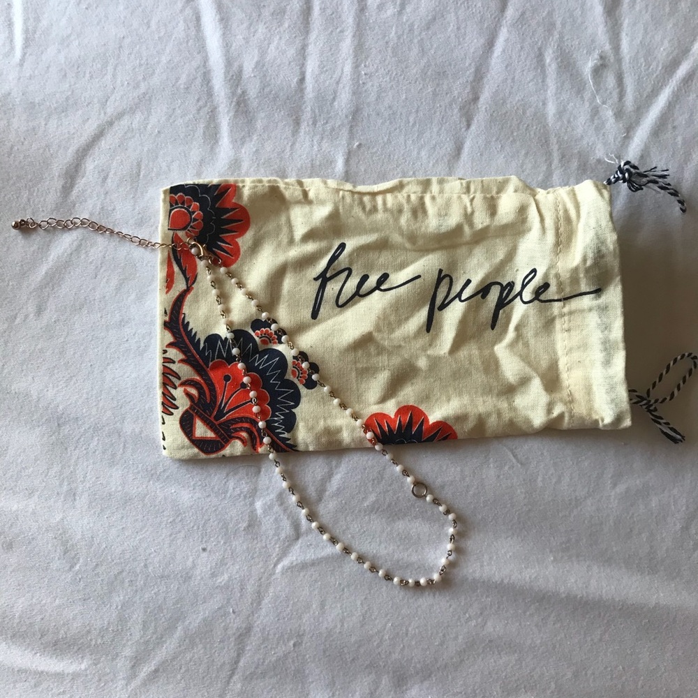 Free People 🌸 Essential Stone Necklace